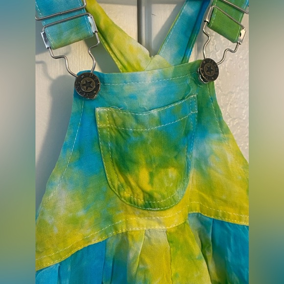 INFANT TYE-DYE Overall Shorts XS - Picture 3 of 7